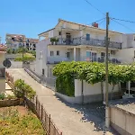 Tonka *