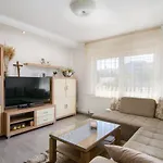 Tonka Apartamento *